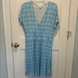 Vineyard Vines Blue and White Geometric Dress
